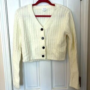Women’s Button Down Cropped Cardigan